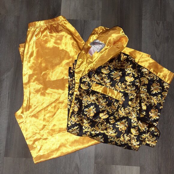 GOLDEN YELLOW & BLACK ROYALTY PAJAMA SET- NWOT - Picture 1 of 7